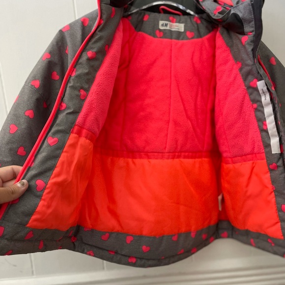 H&M Heart Print Snow Jacket - Picture 6 of 8